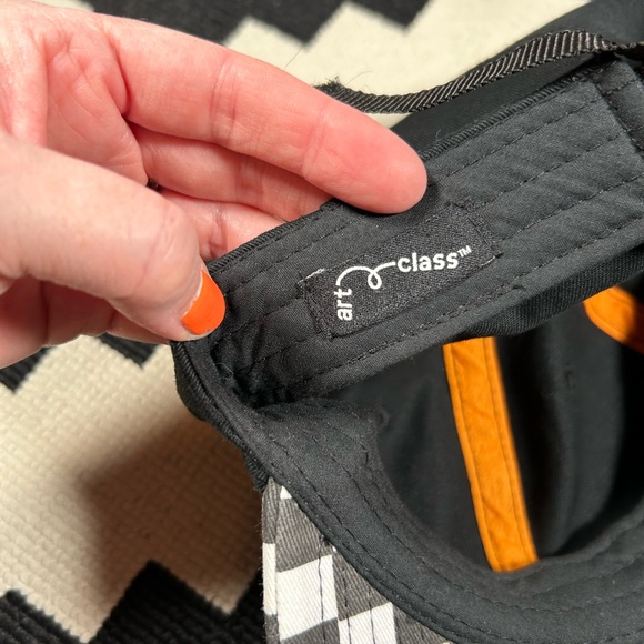 ART CLASS, kid’s “Driven” hat!! - Picture 5 of 6